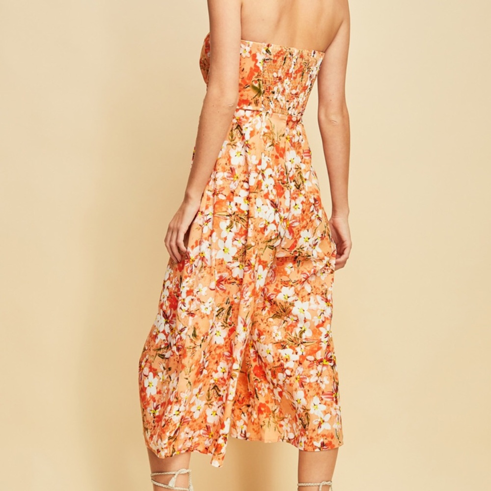 🌻 Strapless Floral print jumpsuit. - Picture 4 of 7